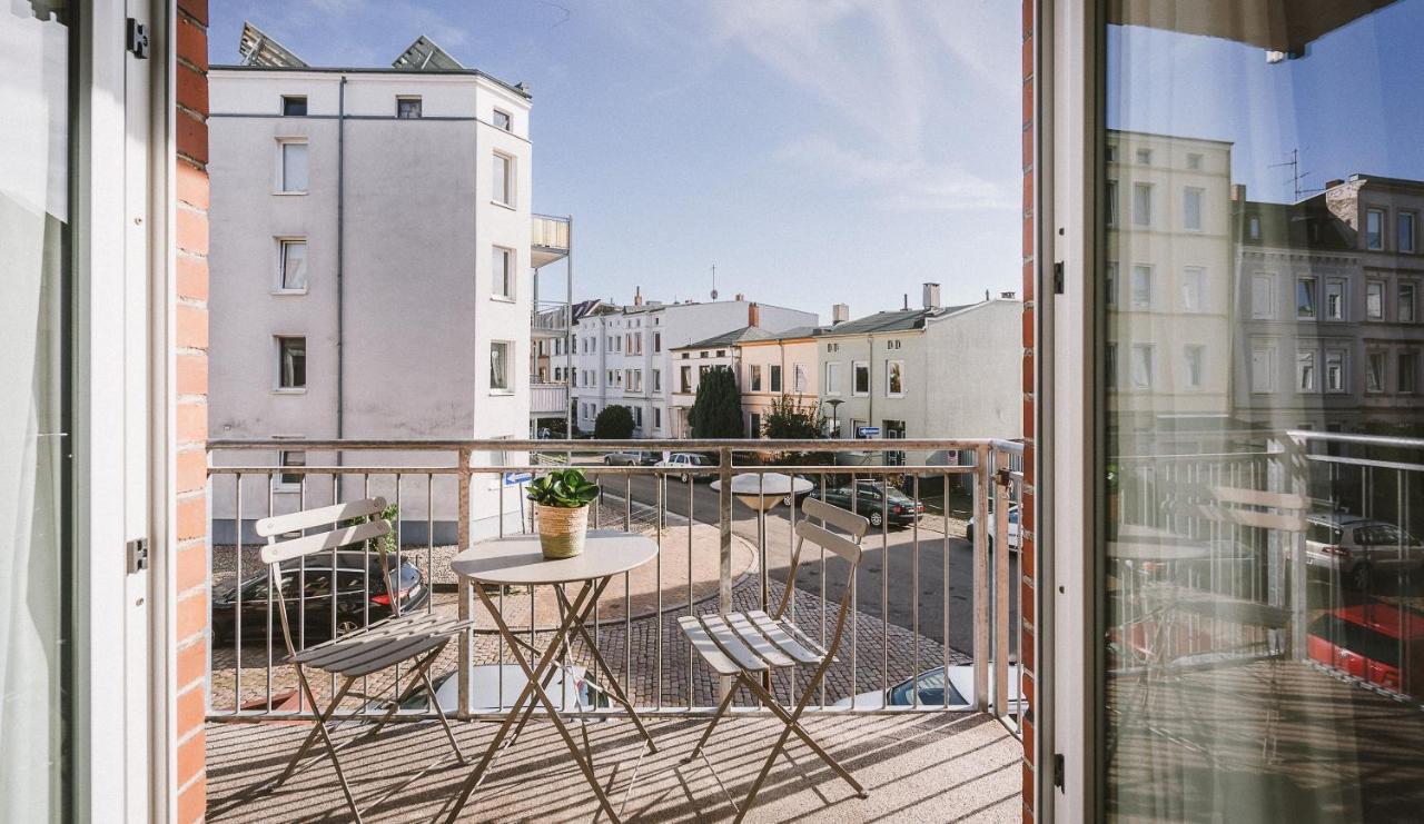 Sadebo Apartments Luebeck Mit Terrasse Oder Balkon Esterno foto